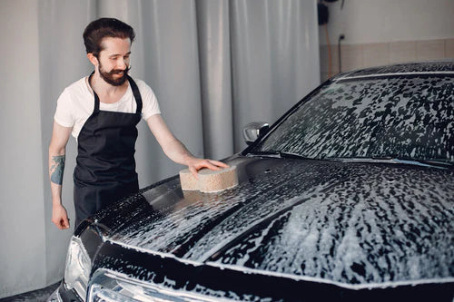 The Complete Guide to Maintaining a Showroom Shine Between Car Washes