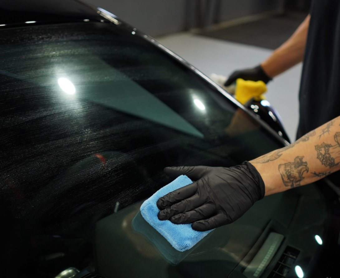 How to Protect Your Car’s Paint From Sun, Rain, Bird Droppings, and Everyday Damage